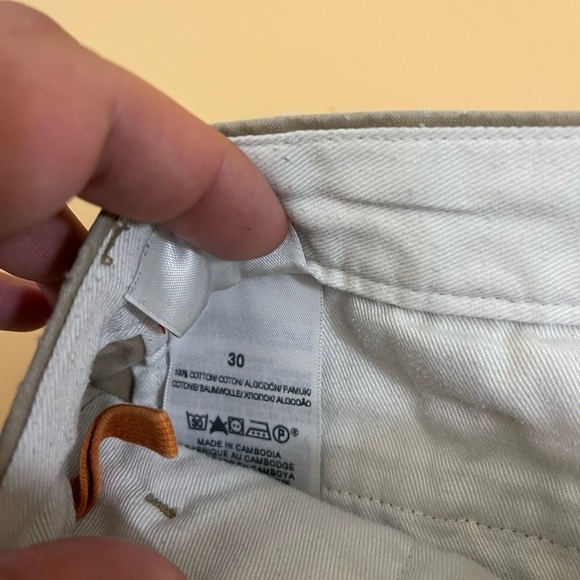 Dockers Khaki Shorts - Picture 4 of 8